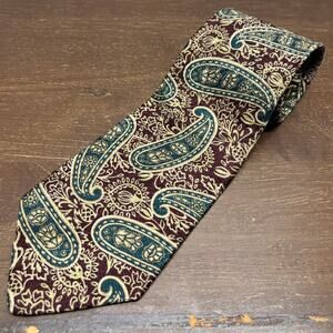 Bugatti Men's Green Red Paisley Patterned Italian Silk Necktie